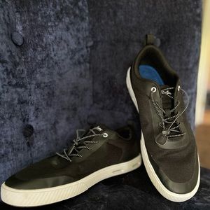 Maui and Sons Maui & Sons Men's Drainage Water Shoe, Black